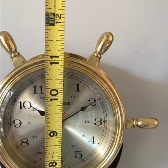 Howard Miller Gold‎ and Brown Nautical Art Clock with Ship's Wheel Design - Picture 8 of 9